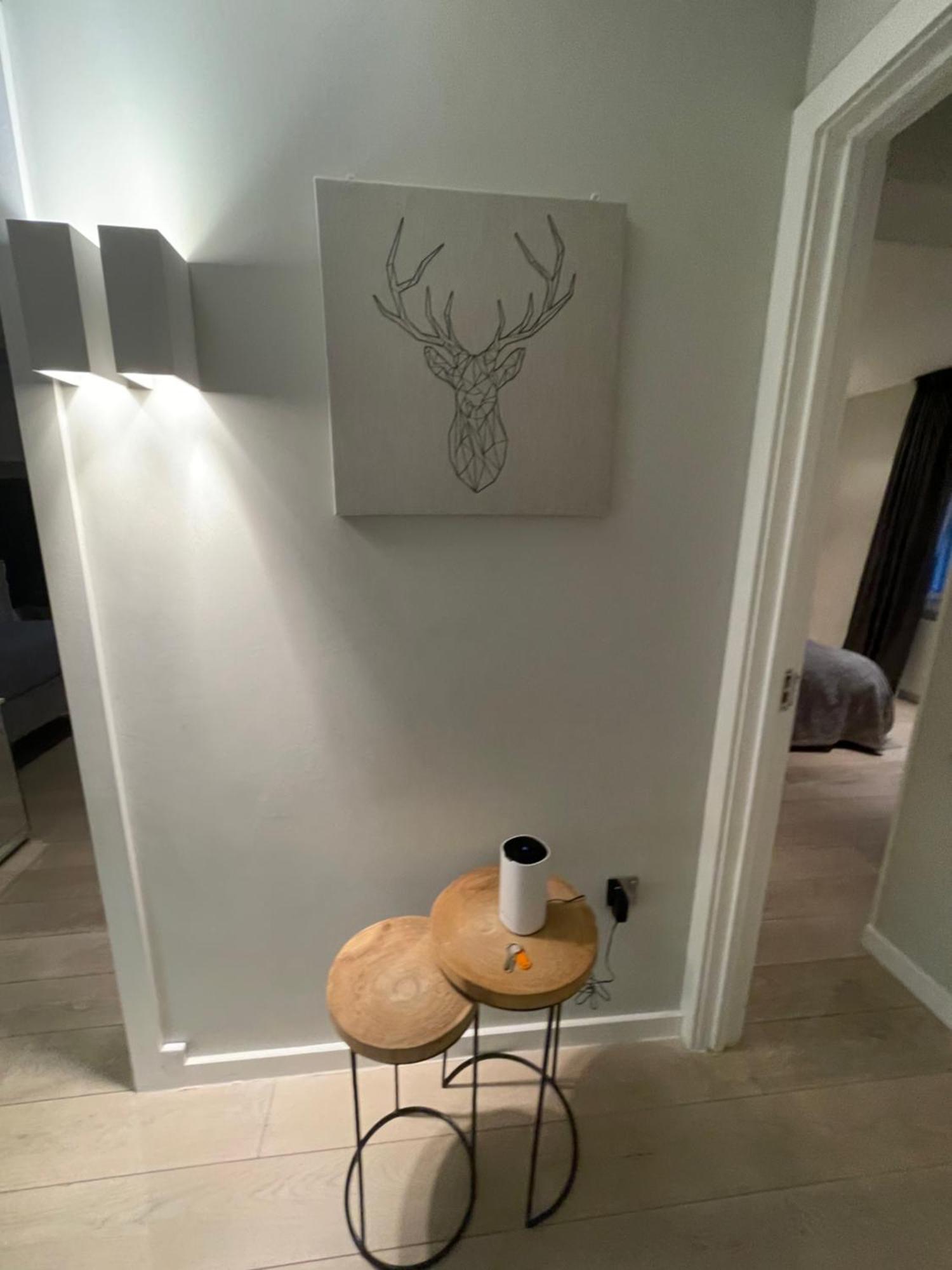 Modern And Luxurious 2 Bedroom Flat - Barons Court Apartamento